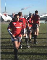 En sponsorisant l'équipe de rugby de Lagny-sur-Marne (Seine-et-Marne), Claude Prigent véhicule une image dynamique de son entreprise auprès des habitants de la commune.