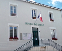 La mairie de Ligné (44).