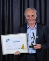 Le Trophée d'or dans la catégorie Export est attribué à Osmos Group, représentée par Gérard Baron, administrateur de la société.