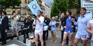 Les Déplumés, ces patrons qui manifestent en slip