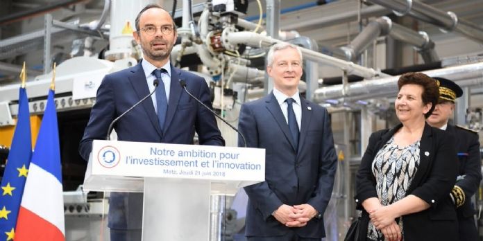 Le Premier ministre, Édouard Philippe à Metz jeudi 21 juin 2018, accompagné du ministre de l'Économie, Bruno Le Maire et de la ministre de la Recherche et de l'Enseignement supérieur, Frédérique Vidal.