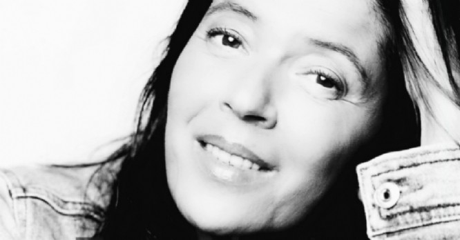 Emmanuelle Fylla, une quinquagénaire sur son 31