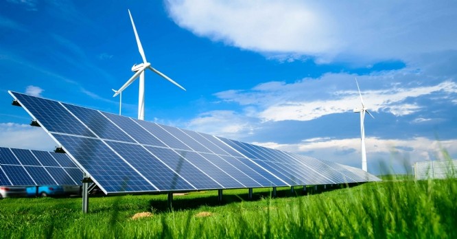 Les besoins criants des énergies renouvelables en investissements privés
