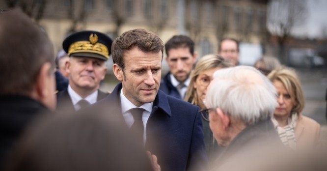 Présidentielle 2022 : Emmanuel Macron à l'assaut de la compétitivité des entreprises tricolores
